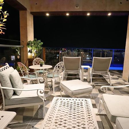 Luxury Rooftop Apartment In Netanya Exterior photo