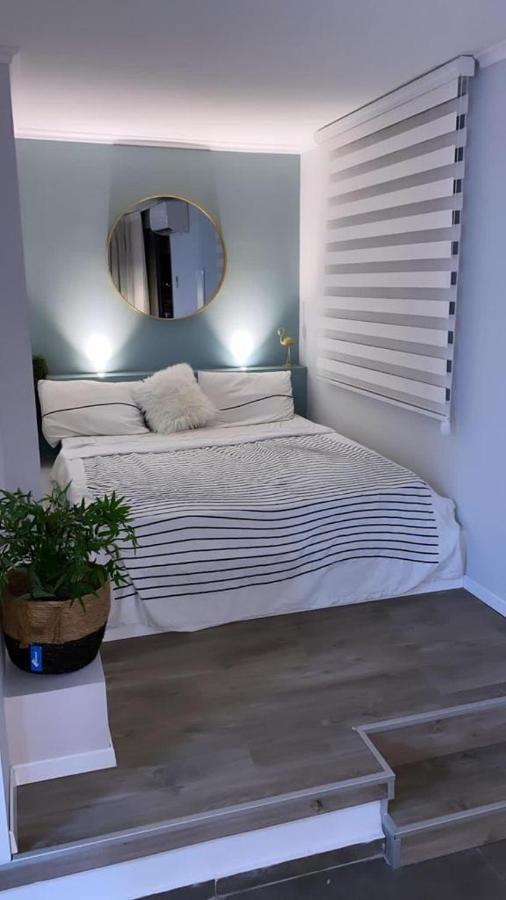 Luxury Rooftop Apartment In Netanya Exterior photo